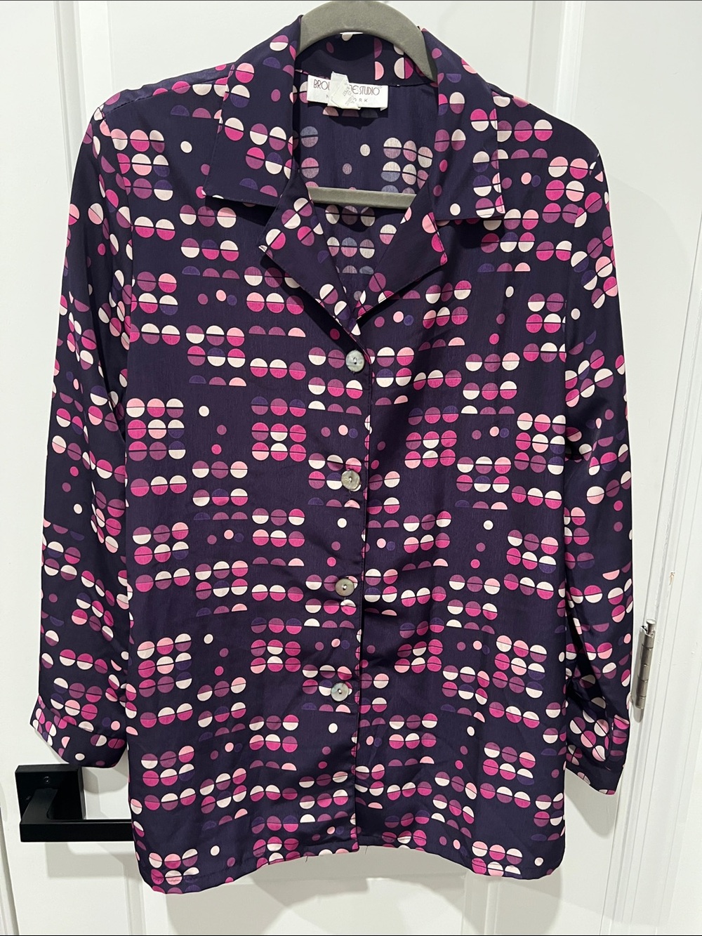 Vintage Brownstone Studio Navy, Pink and Purple Dot Button-Up Shirt Size 14